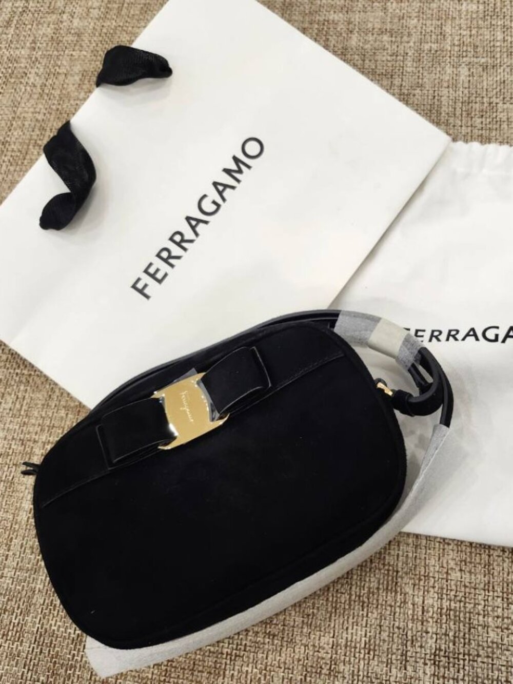 NEW Salvatore Ferragamo Vala Clutch Suede Black Pouche Bag Authen w/box strap